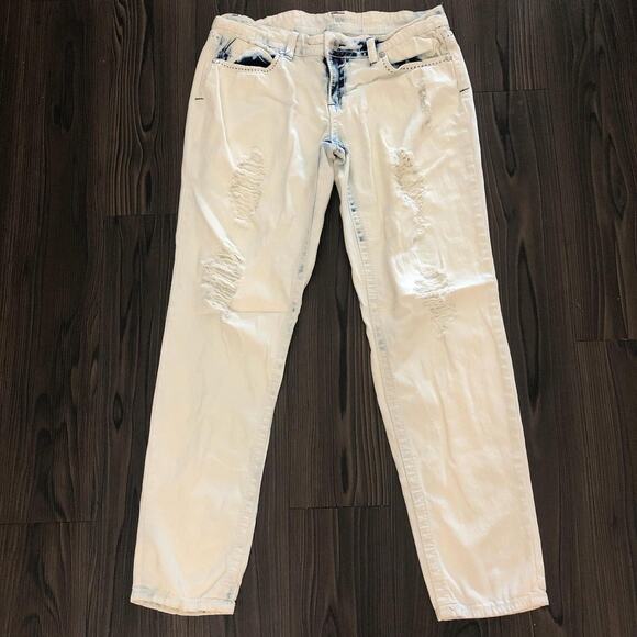 Women’s Distressed Acid Wash Denim Jeans Size: 11 - Picture 2 of 4